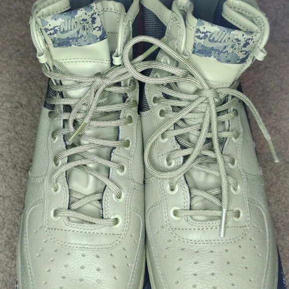 Nike Air Force 1 Mid \'Mushroom\'